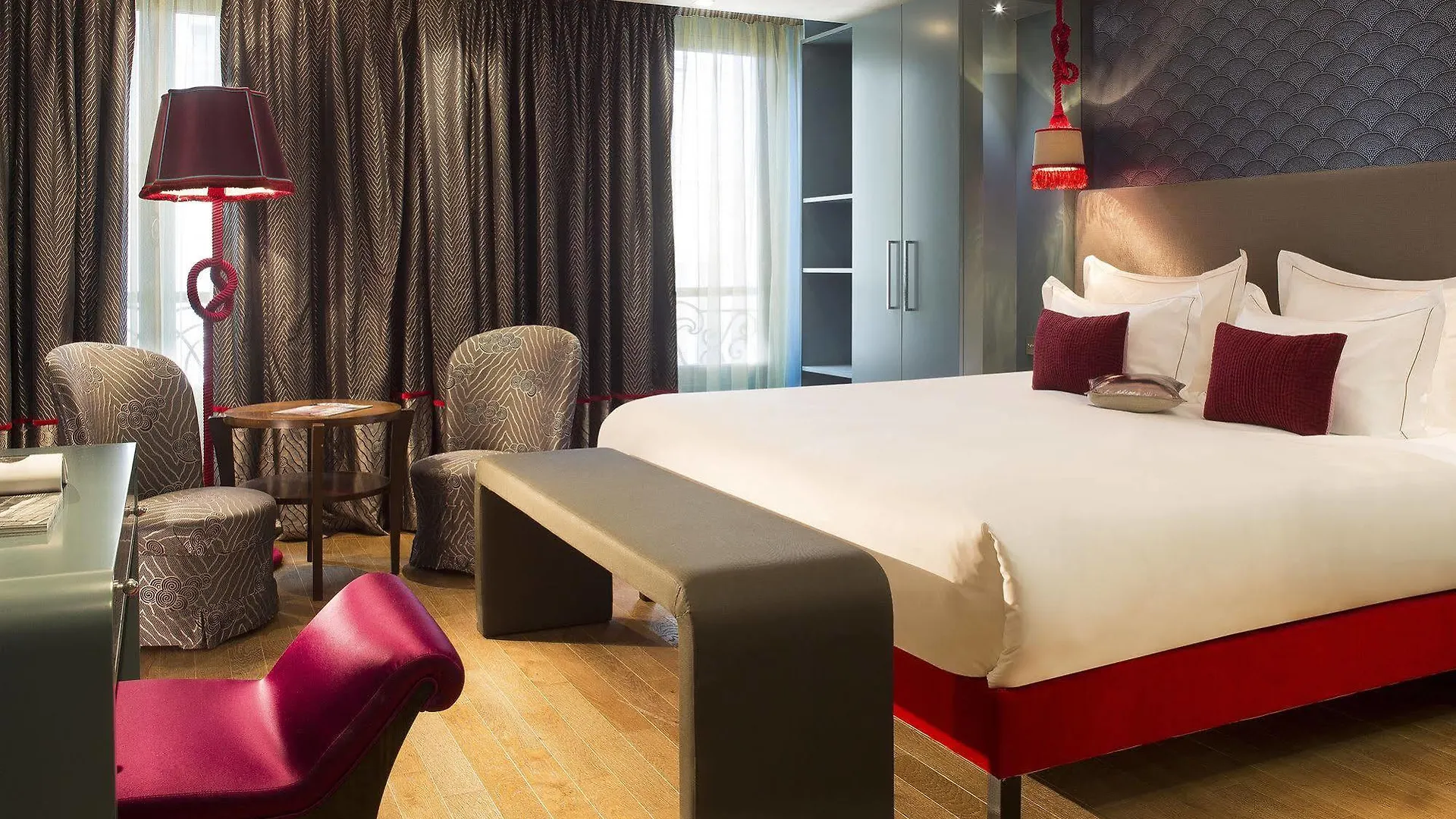 Monsieur Cadet Hotel & Spa Paris 4*,